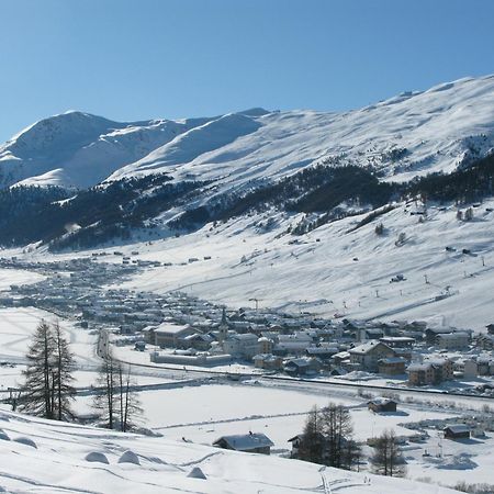 Hotel Costanza Mountain Holiday Livigno Exterior photo